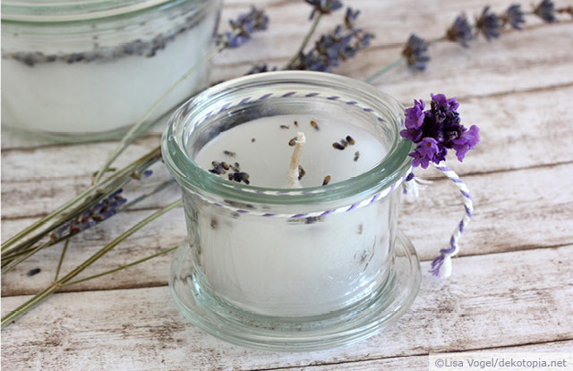 DIY Anleitung: Duftkerzen mit Lavendel gießen