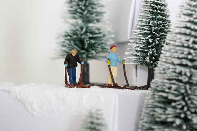 DIY Anleitung: Adventskalender mit Modellfiguren