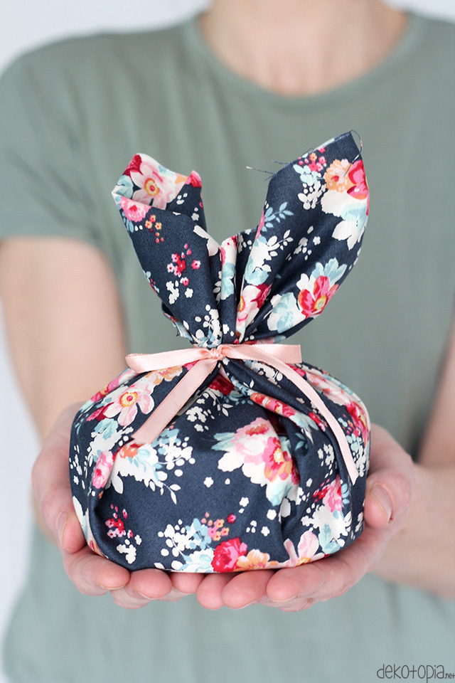 fUROSHIKI4 dekotopia